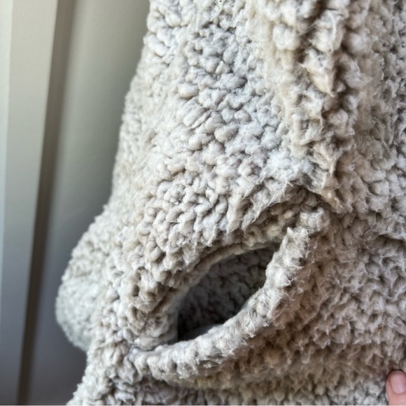 Alter’d State Women’s Fuzzy Sherpa Vest Sleeveless Pockets Size Large (Altered) - Picture 4 of 9